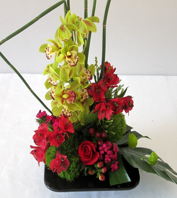Contemporary Flower Design by David Jeffrey Florist 