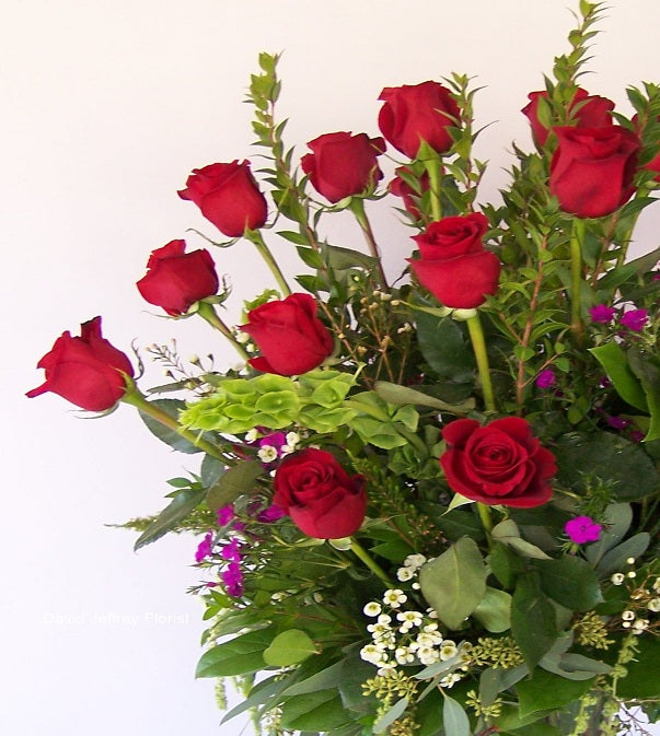 David Jeffrey's Roses 2 Dz Red In Vase
